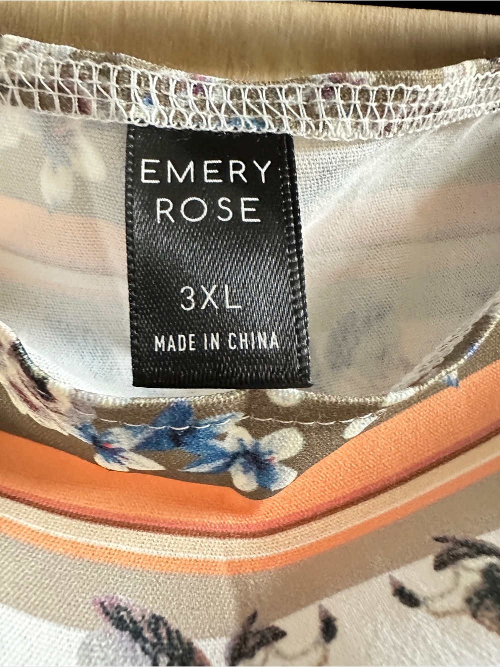 Flowy White Floral Poncho Tunic with Blue and Tan Accents - Picture 2 of 4